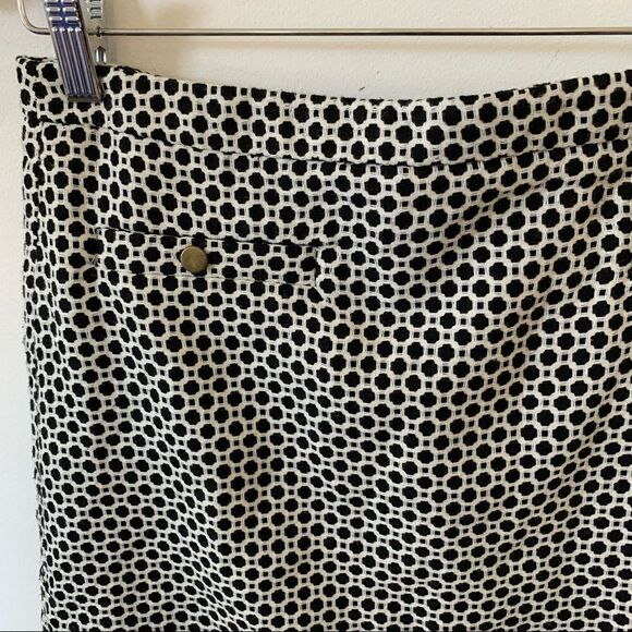 LOFT Black White Honeycomb Pattern Mini Skirt - Picture 4 of 5